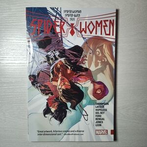 Marvel Spider Women : Spider-Woman, Spider-Gwen & Silk - Graphic Novel